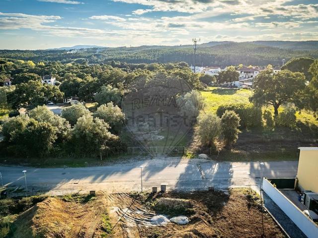 Terreno, Rio Maior