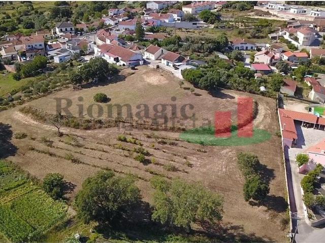 Terreno, Rio Maior