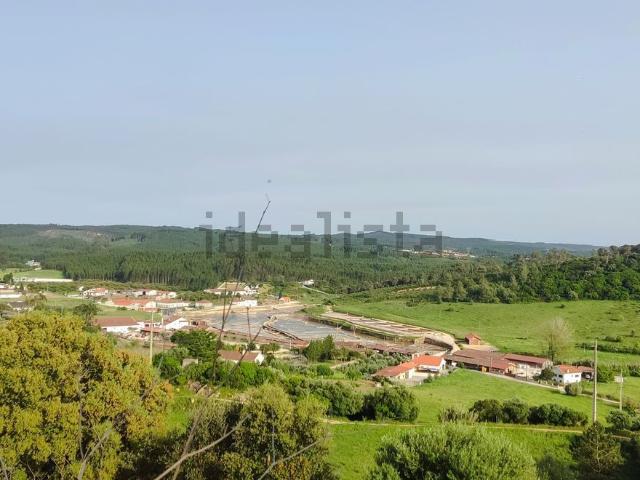 Terreno, Rio Maior