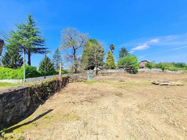 Terreno s para construo em Santa Maria da Feira Aveiro
