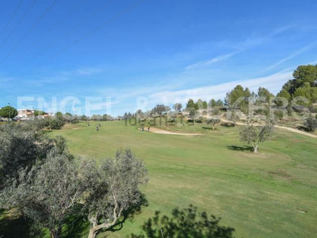 Terreno, Sant esteve Sesrovires