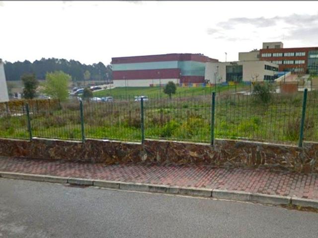 Terreno, Sant esteve Sesrovires