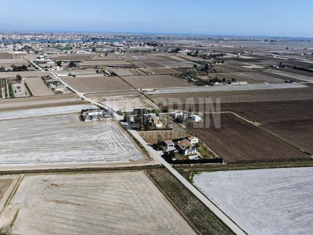 Terreno, Sant Jaume d&apos Enveja