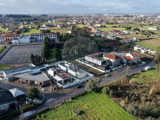 Terreno, Santa Joana