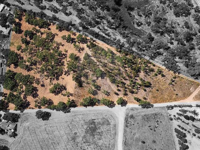 Terreno, Santa Susana