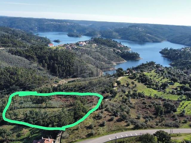 Terreno, Serra