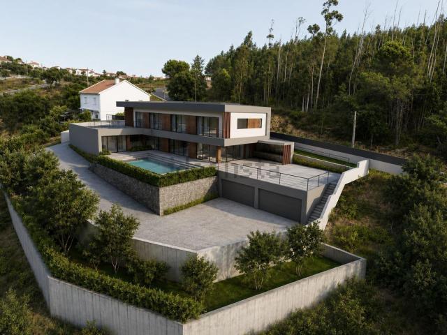 Terreno, Serra