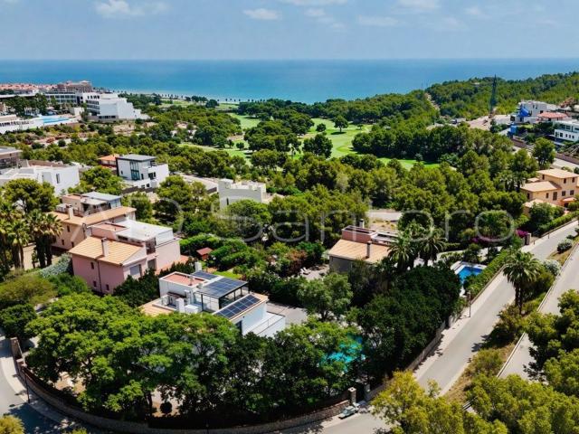 Terreno, Sitges