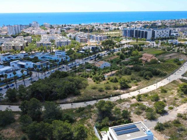 Terreno, Sitges