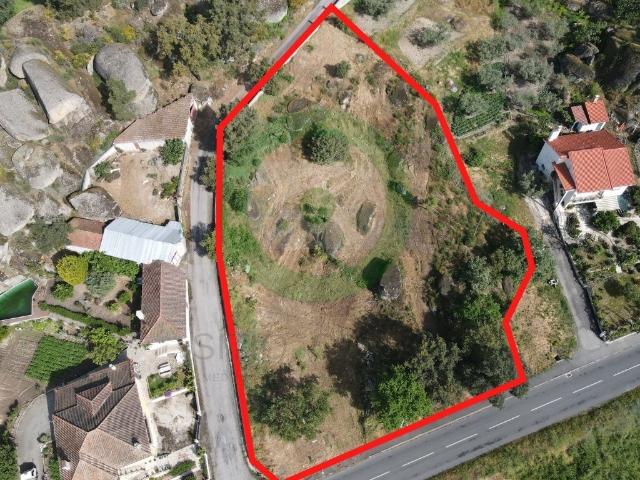 Terreno situado nas Lagoas