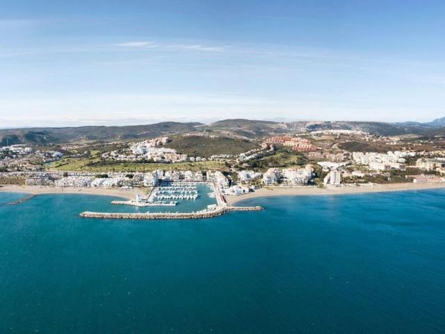 Terreno / Solar de 16000 m2 Manilva, Andalucía