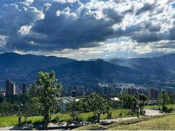 Terreno / Solar en venta Medellín, Departamento de Antioquia