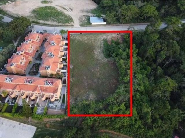 Terreno / Solar en venta Valencia, Venezuela