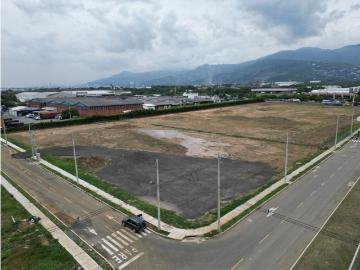 Terreno / Solar en venta Yumbo, Colombia