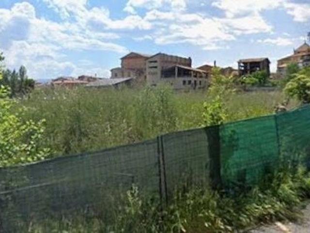 Terreno / Solar Vic, Cataluña