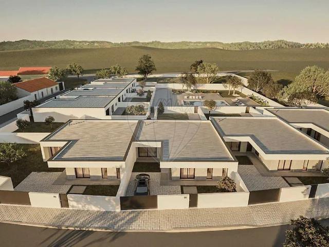 Terreno T0, Alcoentre, Azambuja | BPI Expresso Imobiliário