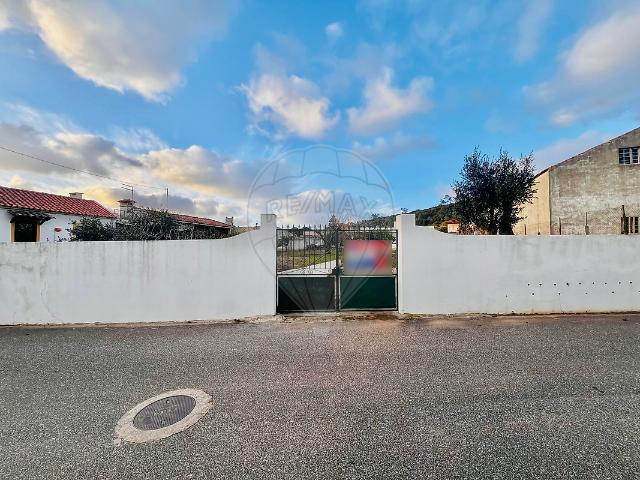 Terreno T0, Amoreira, Óbidos | BPI Expresso Imobiliário