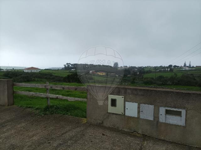 Terreno T0, São Pedro, Vila do Porto | BPI Expresso Imobiliário
