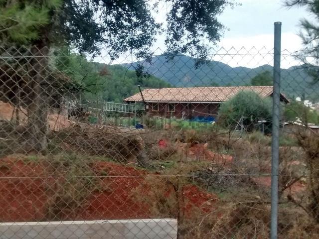 Terreno, Tales