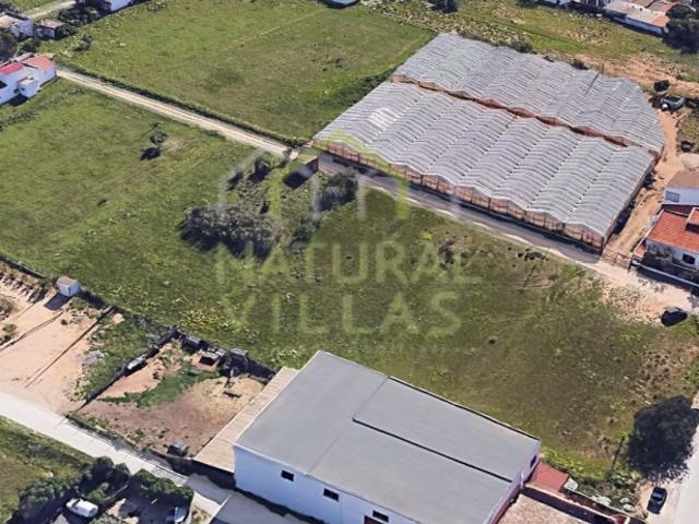 Terreno totalmente plano a 3km da Cidade de Faro