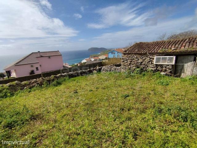 Terreno Urbanizvel em Ribeirinha Ilha Terceira