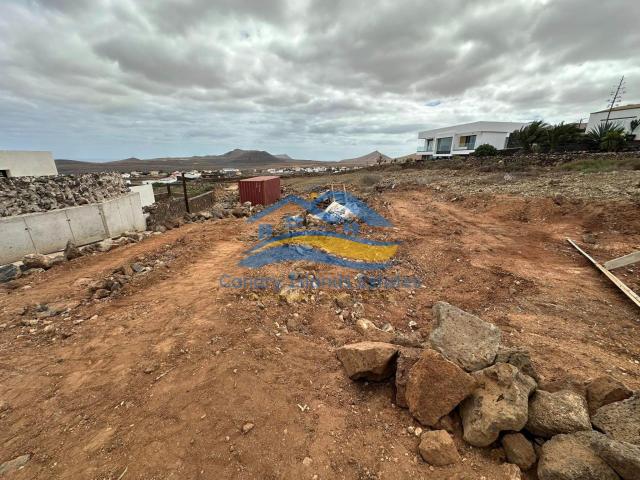 TERRENO URBANIZABLE CON VISTAS – VILLAVERDE LA OLIVA