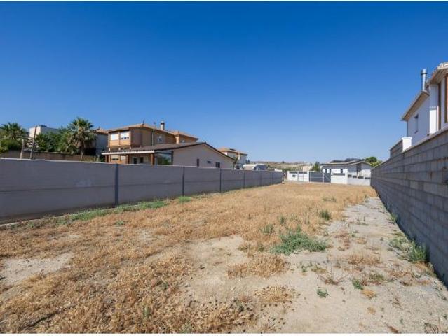 Terreno Urbanizable en Urb. Sueños de Cadima Alhendin por solo €109,900