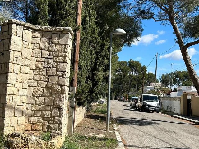 Terreno urbanizable para 7 viviendas unifamiliares en La Cañada