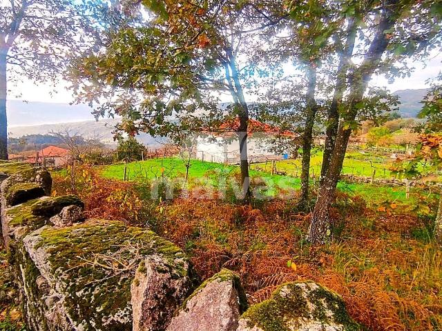 Terreno Urbanizável / para Construção em Cabana Maior com Vistas de Montanha – Arcos de Valdevez