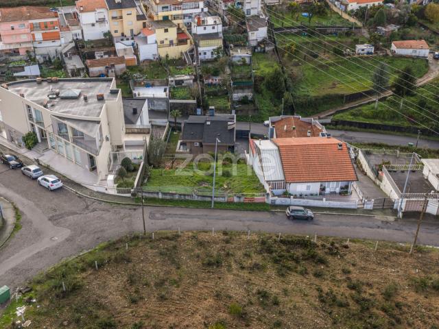 Terreno urbano 550m2, Construção Moradia – Alheira de Aquém, Pedroso