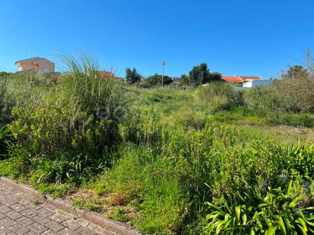 Terreno urbano 622m2 para construção de prédio habitação multifamiliar e comércio