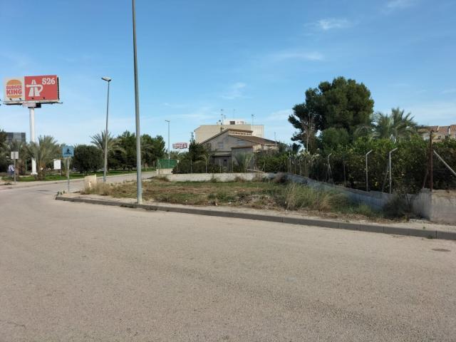 TERRENO URBANO EN GRANJA DE ROCAMORA