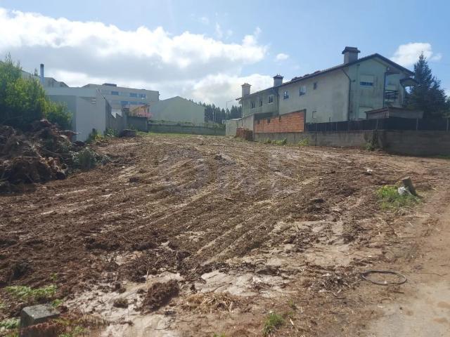 Terreno urbano à venda em Mozelos Santa Maria da Feira