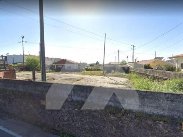 Terreno urbano centro de Avanca | 26083726253