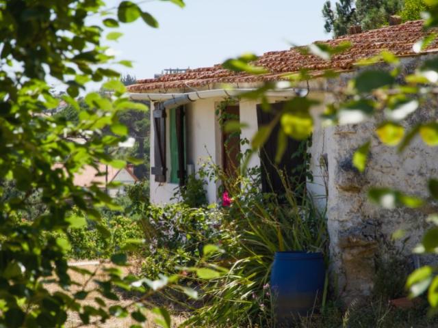 Terreno urbano com 3.100 m², situado em Buarcos
