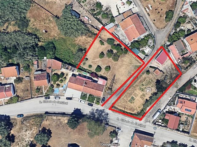 Terreno Urbano com 1.930m² em Coina