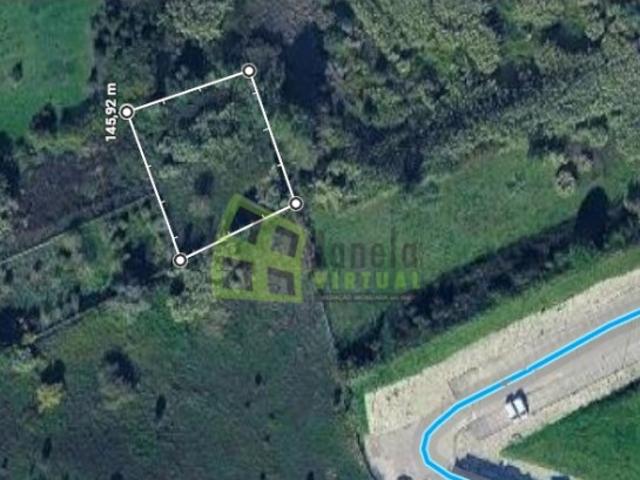 Terreno Urbano com 1.313m² | Santana Sesimbra