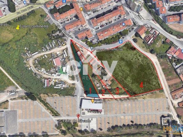 Terreno urbano com 2.094m2 em Odivelas, junto com os terrenos ao lado perfaz uma área de 15.699m2 | 26063569809