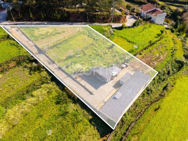 Terreno Urbano com 2.100 m² – Foz do Sousa, Gondomar