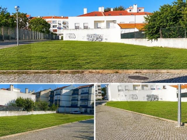 Terreno Urbano com 300 m² | Baixa da Banheira