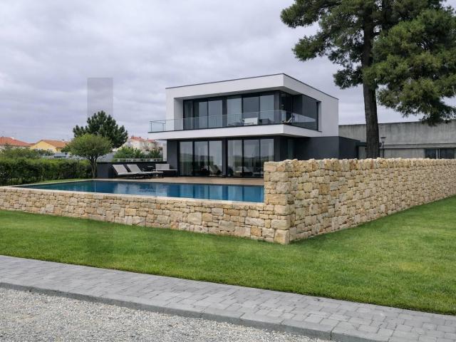 Terreno Urbano com 646 m² — Quinta do Conde