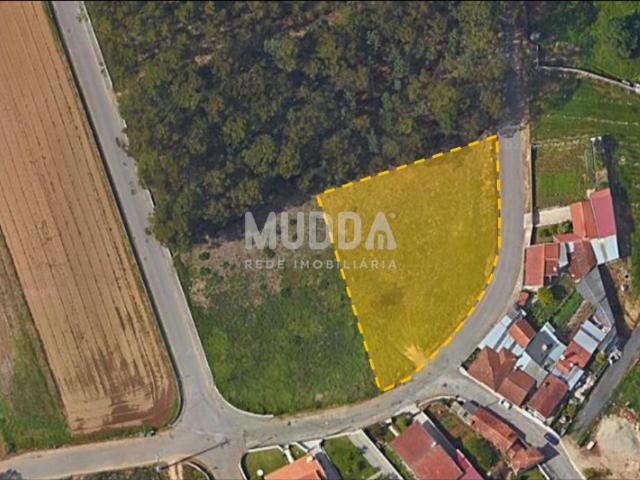 Terreno Urbano com projeto em Arada Ovar