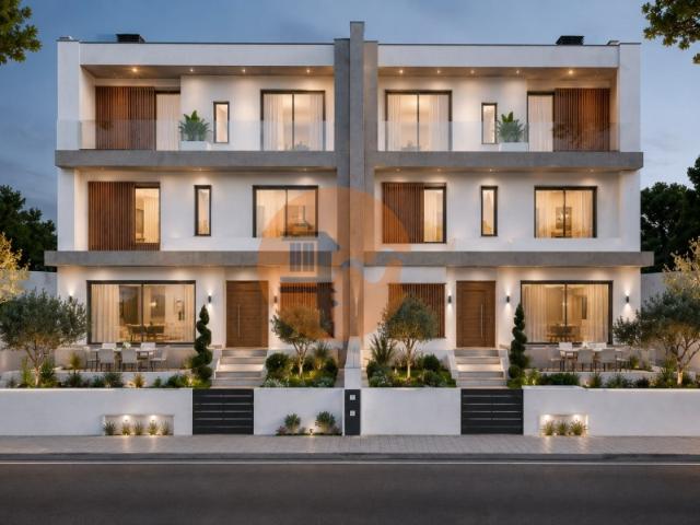 Terreno Urbano com Projeto para 2 Moradias Geminadas com Piscina Privada Zona da Palhagueira | Santa Bárbara de Nexe