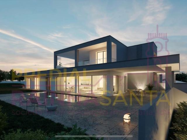 Terreno urbano com projecto aprovado para construir a sua casa dos sonhos em Coruche