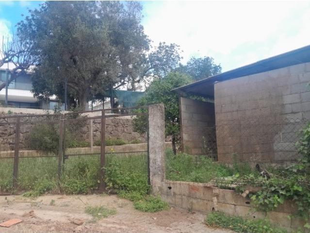 Terreno Urbano com viabilidade de construção Excelente localização próxima de Loulé, Algarve