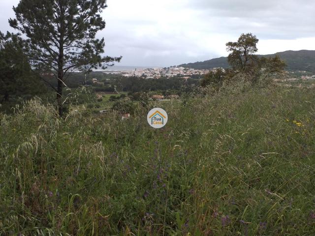 Terreno urbano com vista para o mar Área total de 1205 m2, em Âncora, Caminha, Viana do Castelo