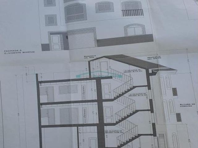 TERRENO URBANO CON PROYECTO EN BENAGUASIL – EDIFICIO DE PLANTA BAJA + 2 ALTURAS
