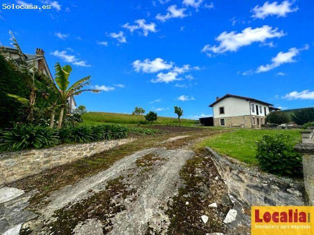 Terreno urbano con vivienda para reformar, Suances