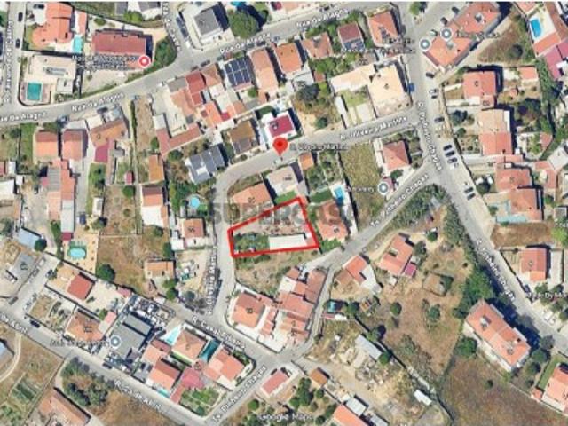 Terreno 607m2 para construção, com projeto Comunicação Prévia, Charneca de Caparica