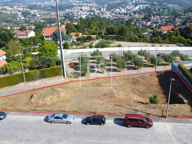 Terreno Urbano de 925 m² em Cepelos – Amarante | Vistas Cidade, Acessos Excelentes